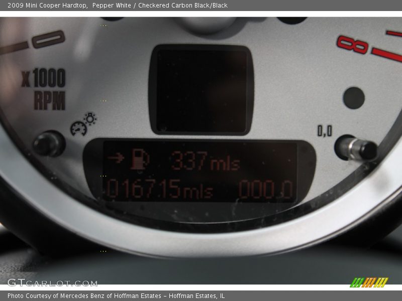 Pepper White / Checkered Carbon Black/Black 2009 Mini Cooper Hardtop