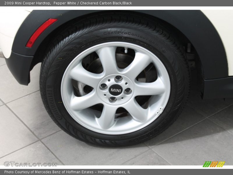 Pepper White / Checkered Carbon Black/Black 2009 Mini Cooper Hardtop