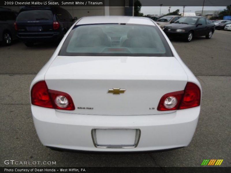 Summit White / Titanium 2009 Chevrolet Malibu LS Sedan