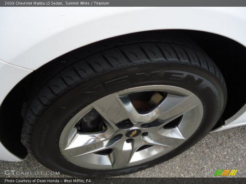 Summit White / Titanium 2009 Chevrolet Malibu LS Sedan