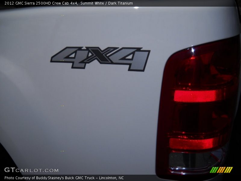 Summit White / Dark Titanium 2012 GMC Sierra 2500HD Crew Cab 4x4