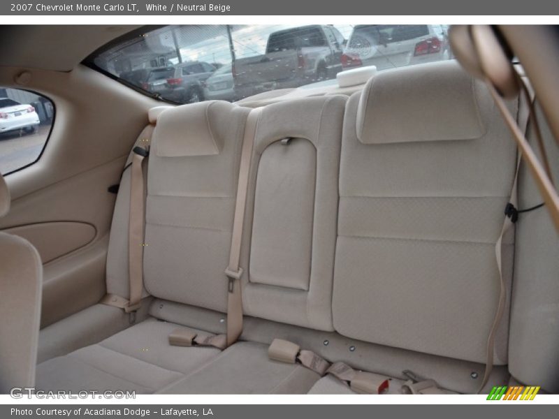 White / Neutral Beige 2007 Chevrolet Monte Carlo LT