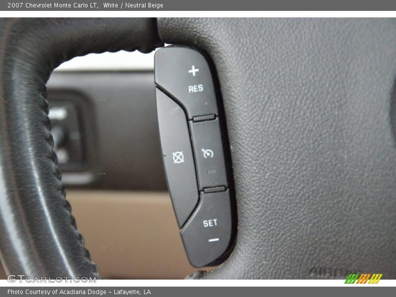 White / Neutral Beige 2007 Chevrolet Monte Carlo LT