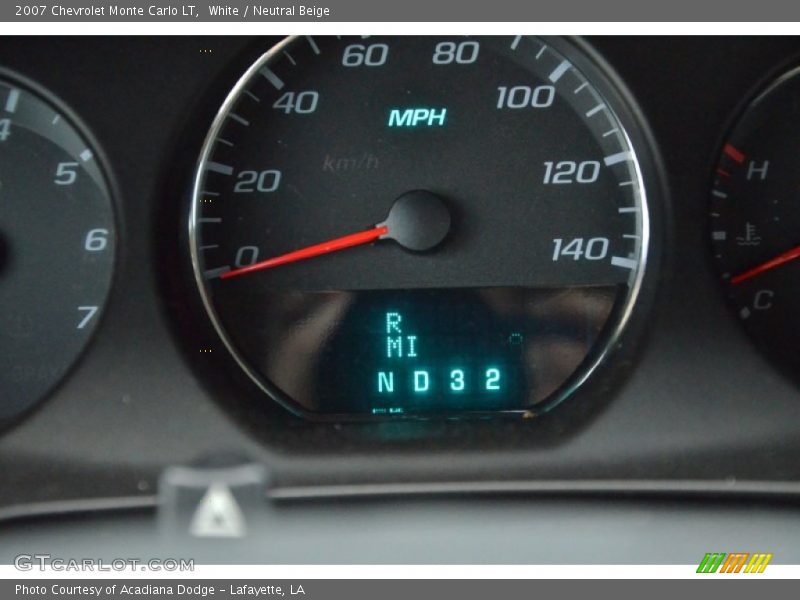 White / Neutral Beige 2007 Chevrolet Monte Carlo LT