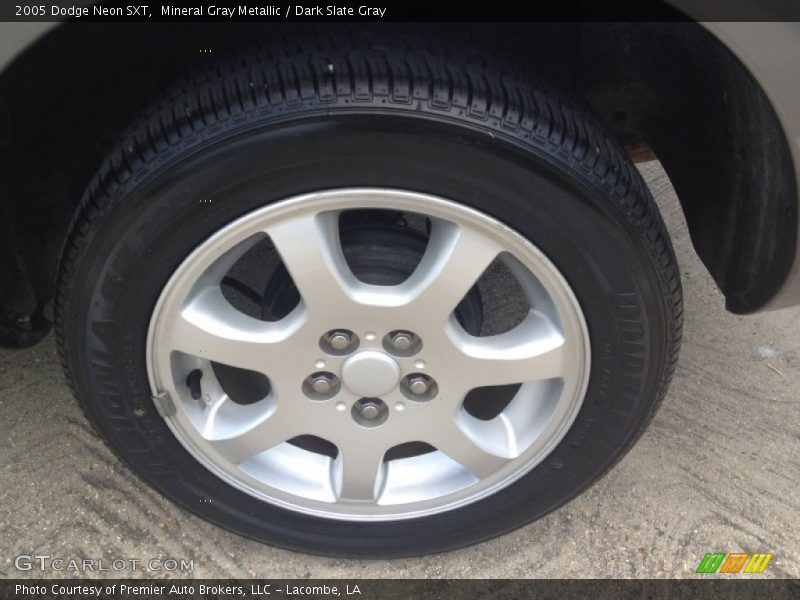 Mineral Gray Metallic / Dark Slate Gray 2005 Dodge Neon SXT