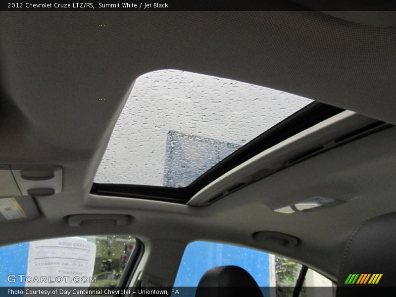 Summit White / Jet Black 2012 Chevrolet Cruze LTZ/RS