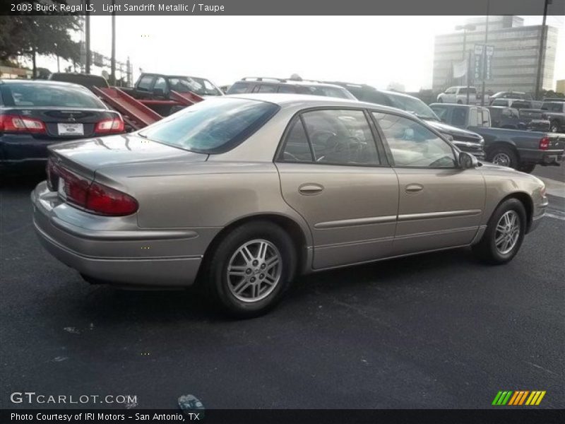 Light Sandrift Metallic / Taupe 2003 Buick Regal LS