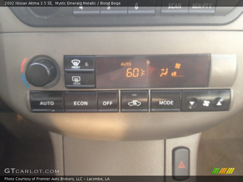 Mystic Emerald Metallic / Blond Beige 2002 Nissan Altima 3.5 SE