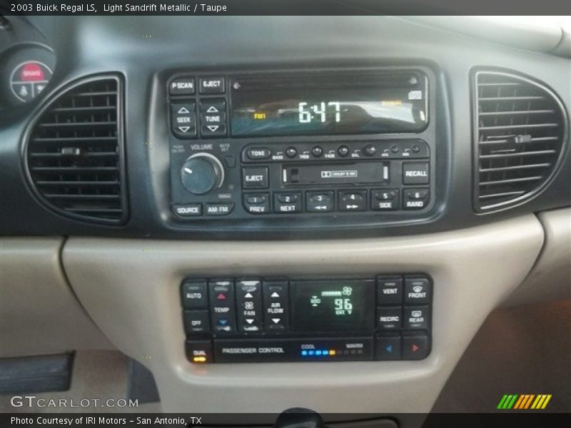 Light Sandrift Metallic / Taupe 2003 Buick Regal LS