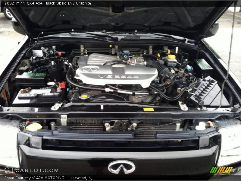 Black Obsidian / Graphite 2002 Infiniti QX4 4x4