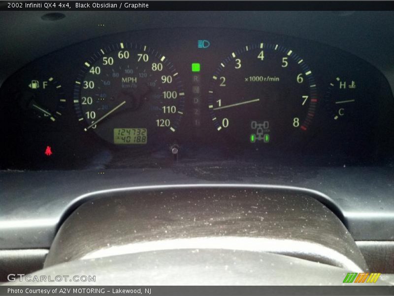 Black Obsidian / Graphite 2002 Infiniti QX4 4x4