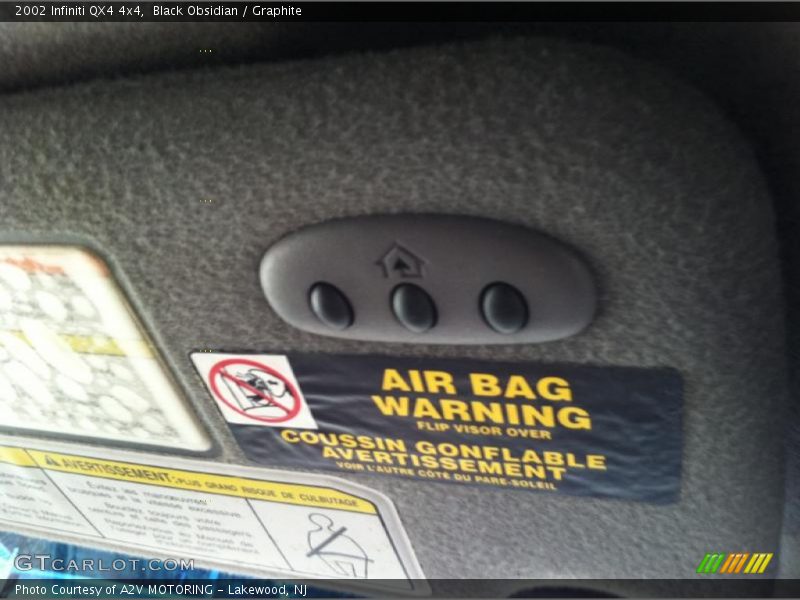 Black Obsidian / Graphite 2002 Infiniti QX4 4x4