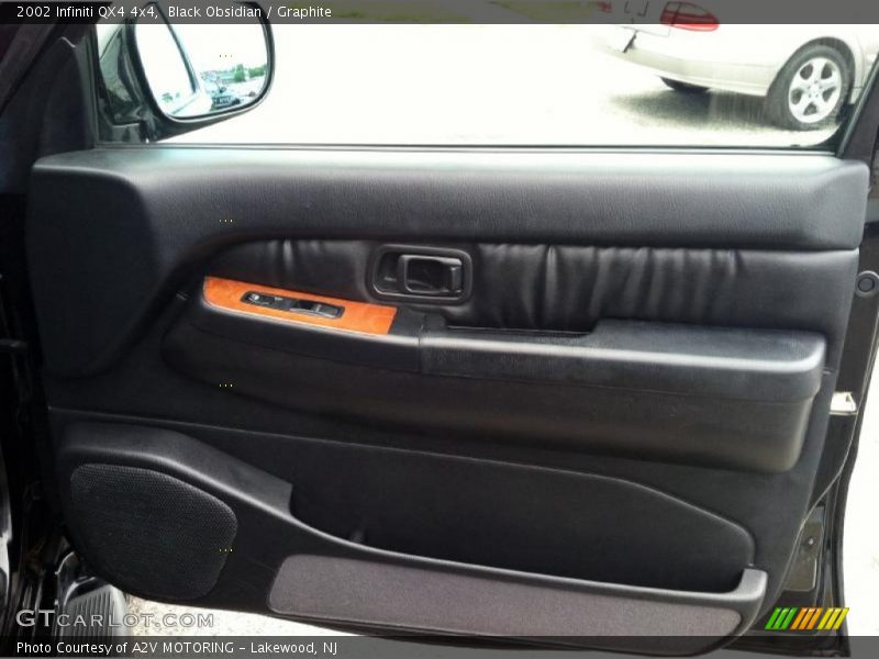 Black Obsidian / Graphite 2002 Infiniti QX4 4x4