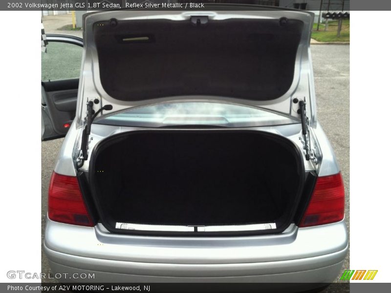 Reflex Silver Metallic / Black 2002 Volkswagen Jetta GLS 1.8T Sedan