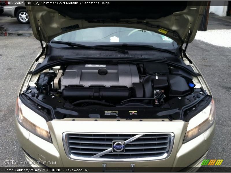 Shimmer Gold Metallic / Sandstone Beige 2007 Volvo S80 3.2