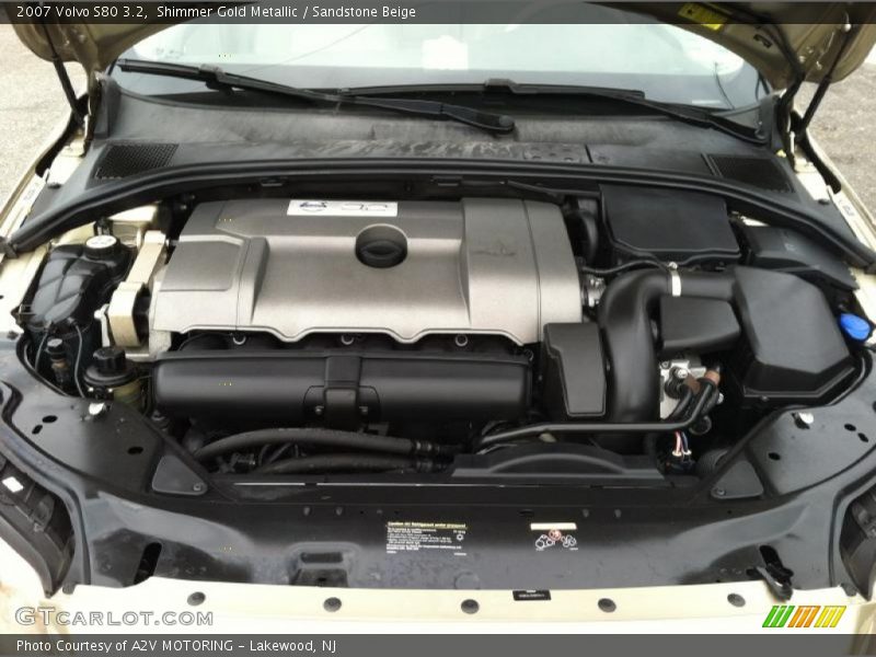 Shimmer Gold Metallic / Sandstone Beige 2007 Volvo S80 3.2