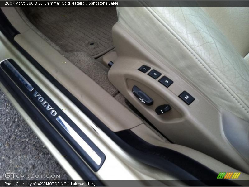 Shimmer Gold Metallic / Sandstone Beige 2007 Volvo S80 3.2