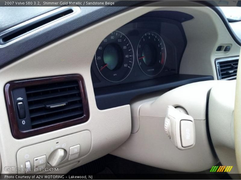 Shimmer Gold Metallic / Sandstone Beige 2007 Volvo S80 3.2