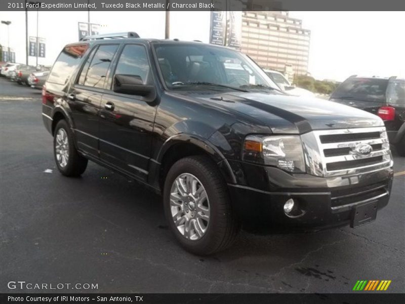 Tuxedo Black Metallic / Charcoal Black 2011 Ford Expedition Limited