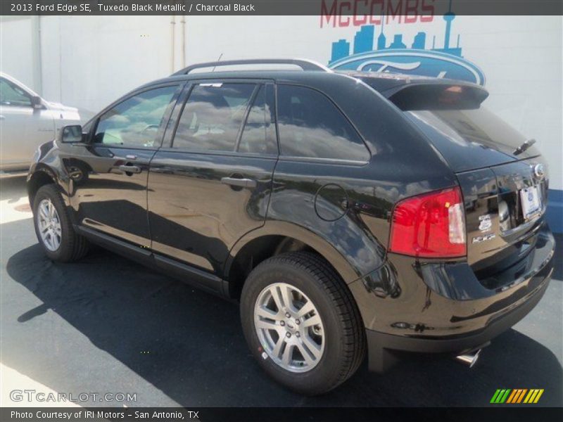 Tuxedo Black Metallic / Charcoal Black 2013 Ford Edge SE