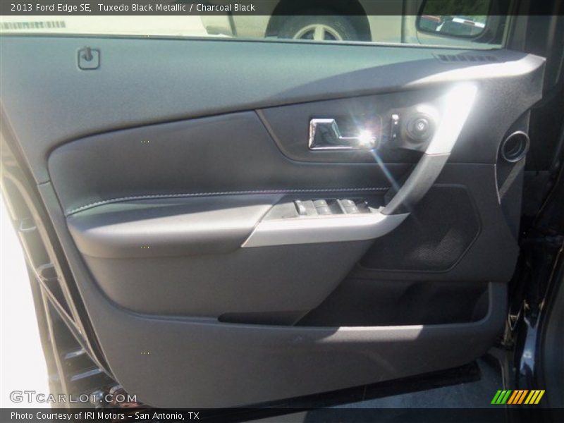 Tuxedo Black Metallic / Charcoal Black 2013 Ford Edge SE