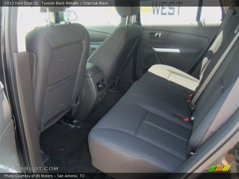 Tuxedo Black Metallic / Charcoal Black 2013 Ford Edge SE