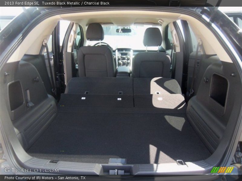 Tuxedo Black Metallic / Charcoal Black 2013 Ford Edge SE