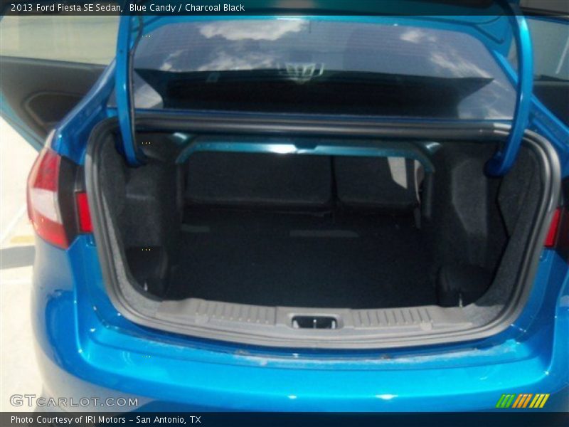 Blue Candy / Charcoal Black 2013 Ford Fiesta SE Sedan