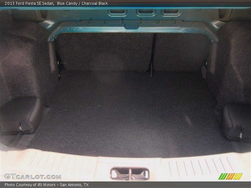 Blue Candy / Charcoal Black 2013 Ford Fiesta SE Sedan