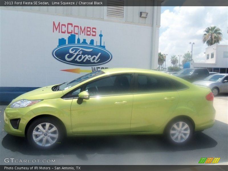 Lime Squeeze / Charcoal Black 2013 Ford Fiesta SE Sedan