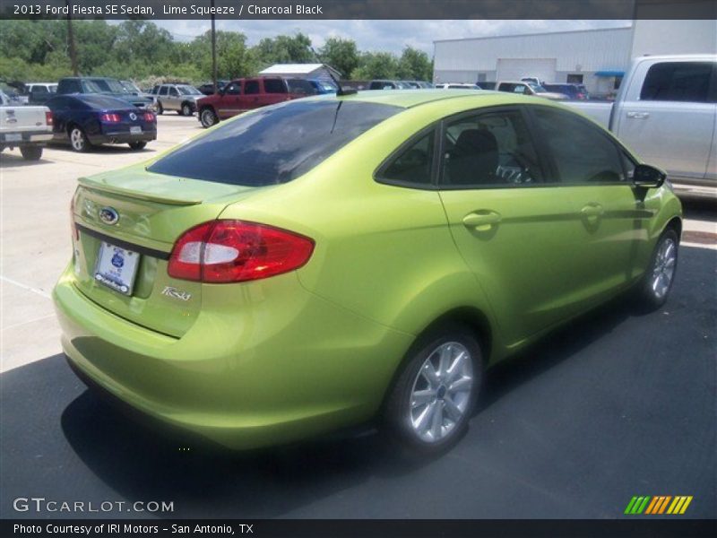 Lime Squeeze / Charcoal Black 2013 Ford Fiesta SE Sedan