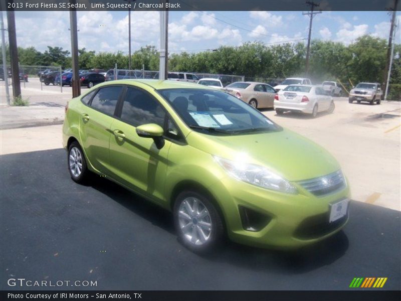 Lime Squeeze / Charcoal Black 2013 Ford Fiesta SE Sedan