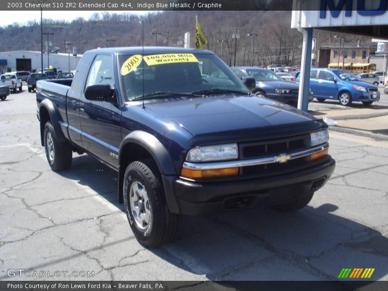 Indigo Blue Metallic / Graphite 2003 Chevrolet S10 ZR2 Extended Cab 4x4
