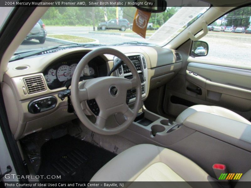 Silver Birch Metallic / Midnight Grey 2004 Mercury Mountaineer V8 Premier AWD