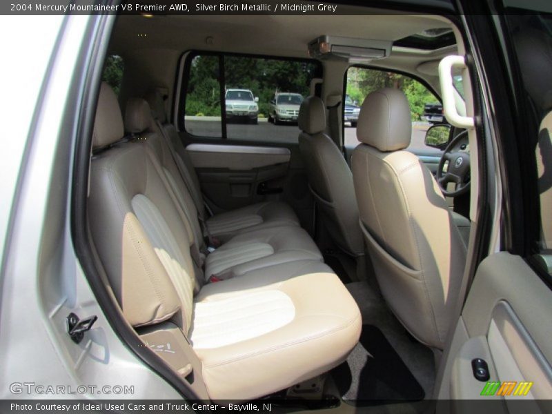 Silver Birch Metallic / Midnight Grey 2004 Mercury Mountaineer V8 Premier AWD