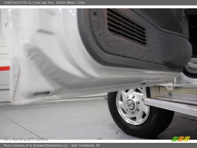 Oxford White / Grey 1996 Ford F350 XL Crew Cab 4x4