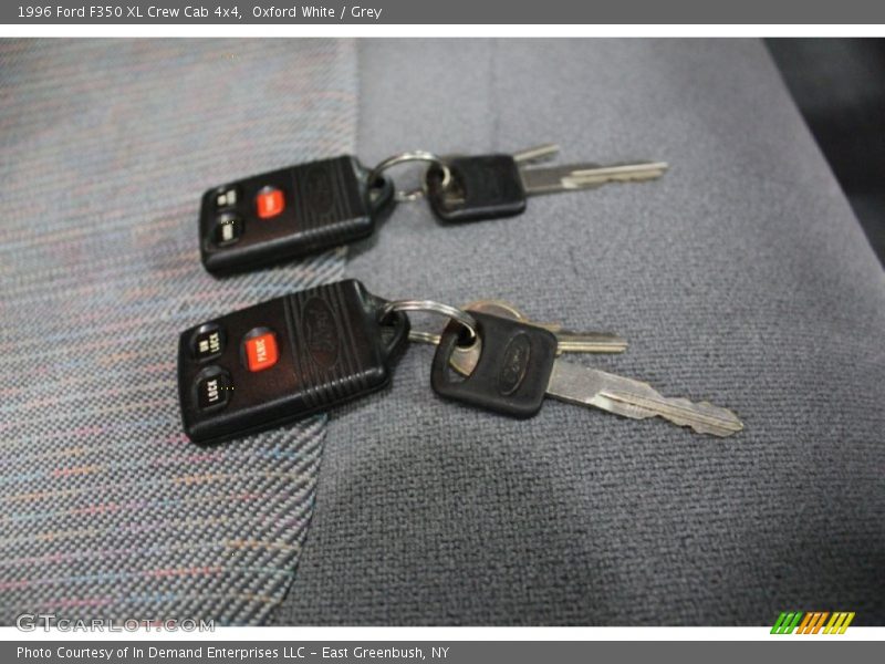 Oxford White / Grey 1996 Ford F350 XL Crew Cab 4x4
