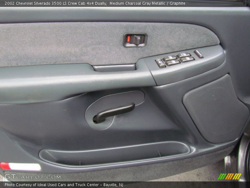 Medium Charcoal Gray Metallic / Graphite 2002 Chevrolet Silverado 3500 LS Crew Cab 4x4 Dually