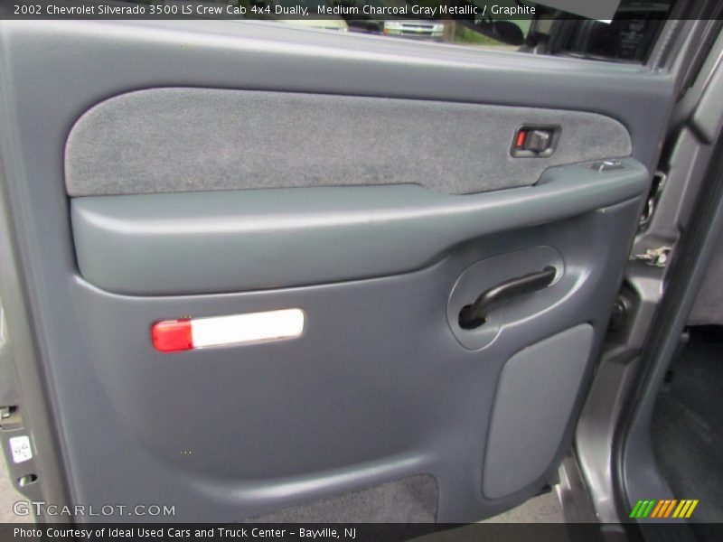 Medium Charcoal Gray Metallic / Graphite 2002 Chevrolet Silverado 3500 LS Crew Cab 4x4 Dually