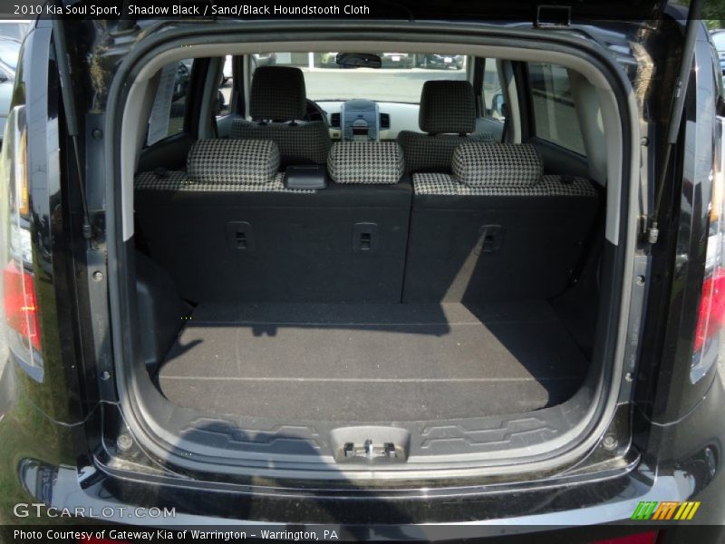 Shadow Black / Sand/Black Houndstooth Cloth 2010 Kia Soul Sport