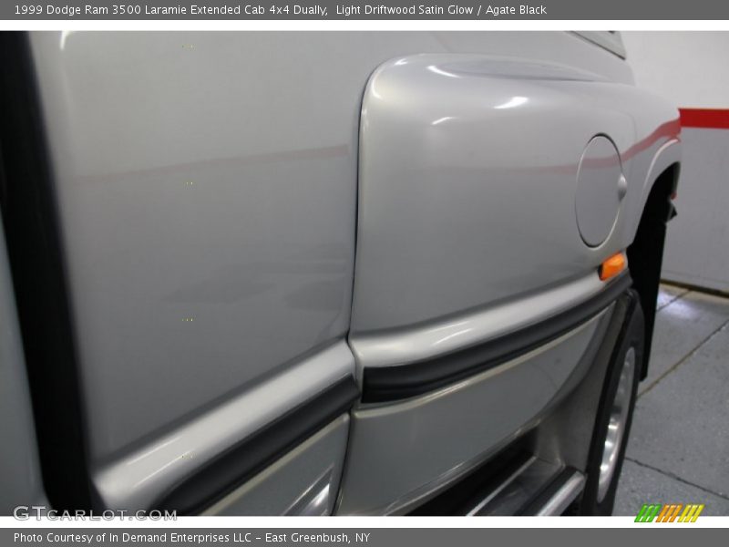 Light Driftwood Satin Glow / Agate Black 1999 Dodge Ram 3500 Laramie Extended Cab 4x4 Dually