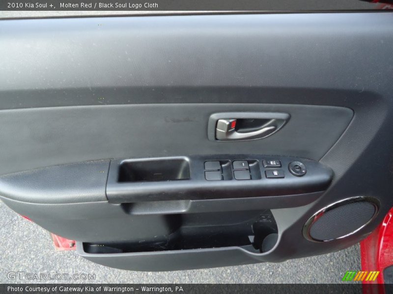 Molten Red / Black Soul Logo Cloth 2010 Kia Soul +