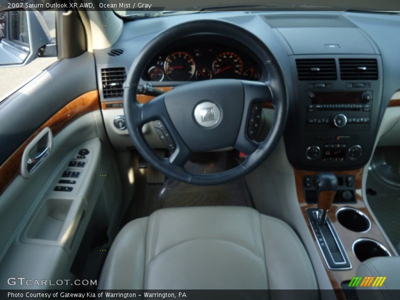 Ocean Mist / Gray 2007 Saturn Outlook XR AWD
