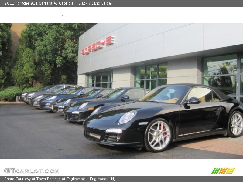 Black / Sand Beige 2011 Porsche 911 Carrera 4S Cabriolet