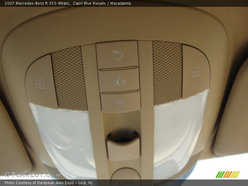 Capri Blue Metallic / Macadamia 2007 Mercedes-Benz R 350 4Matic