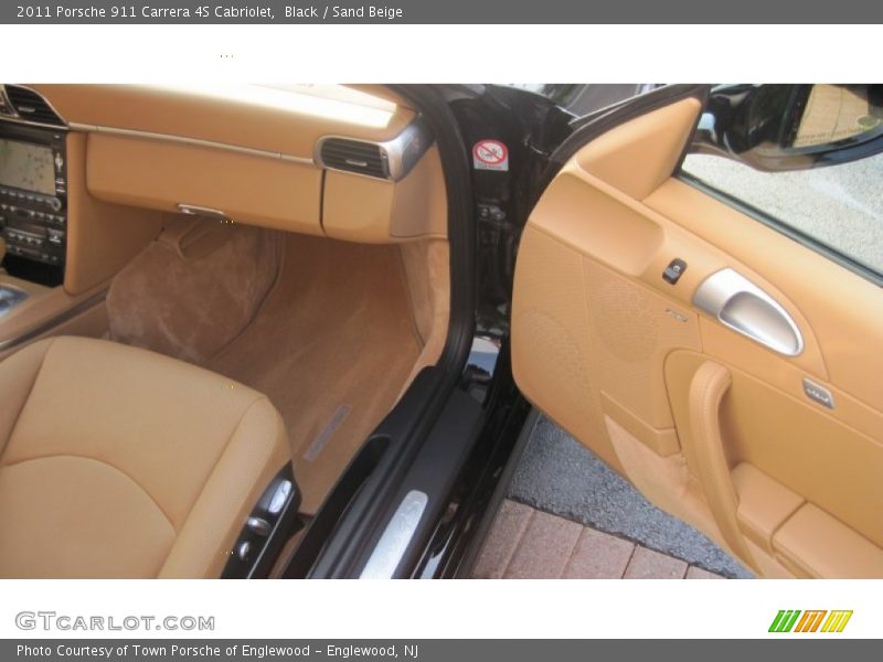 Black / Sand Beige 2011 Porsche 911 Carrera 4S Cabriolet