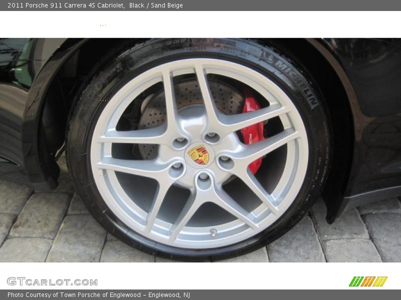 2011 911 Carrera 4S Cabriolet Wheel