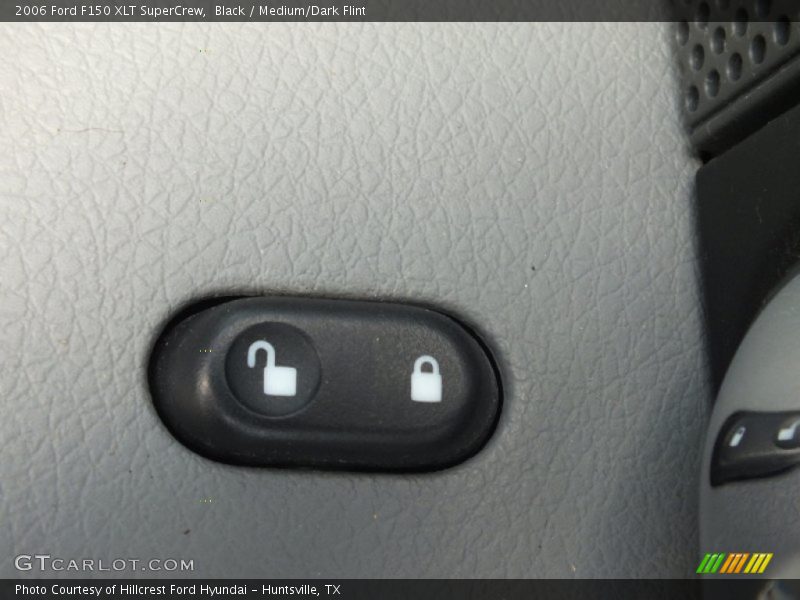 Black / Medium/Dark Flint 2006 Ford F150 XLT SuperCrew