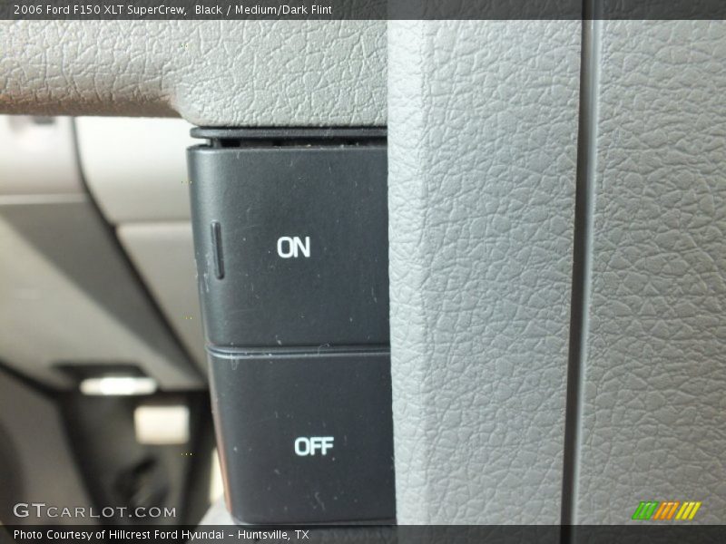 Black / Medium/Dark Flint 2006 Ford F150 XLT SuperCrew
