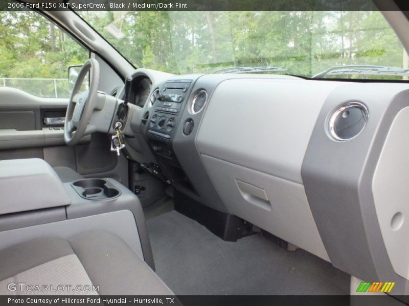 Black / Medium/Dark Flint 2006 Ford F150 XLT SuperCrew